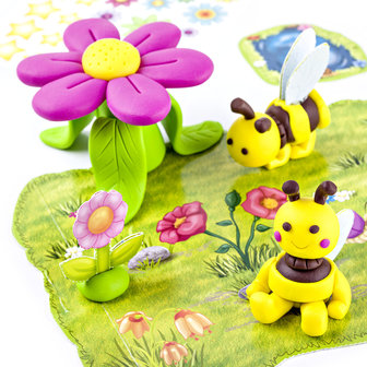 FIMO kleiset Bijen - bijtjes en bloem van klei